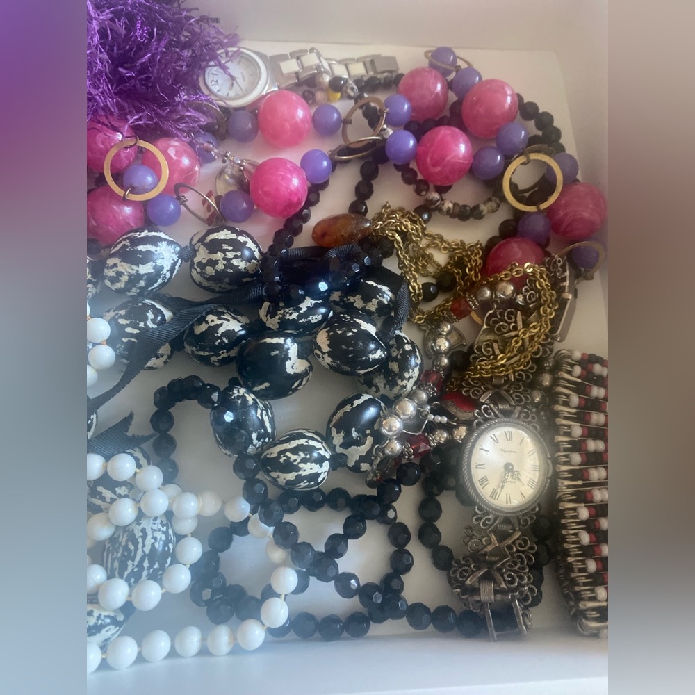 Costume Jewelry & Accessories Lot - 15+ pieces